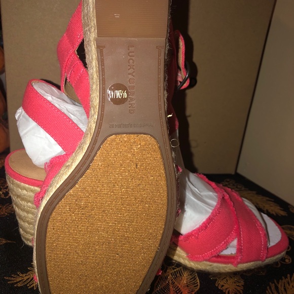 Wedge heel sandals - Picture 5 of 6